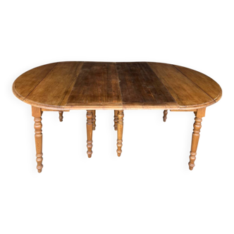 Old extendable table