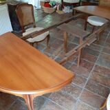 Table ronde extensible en merisier