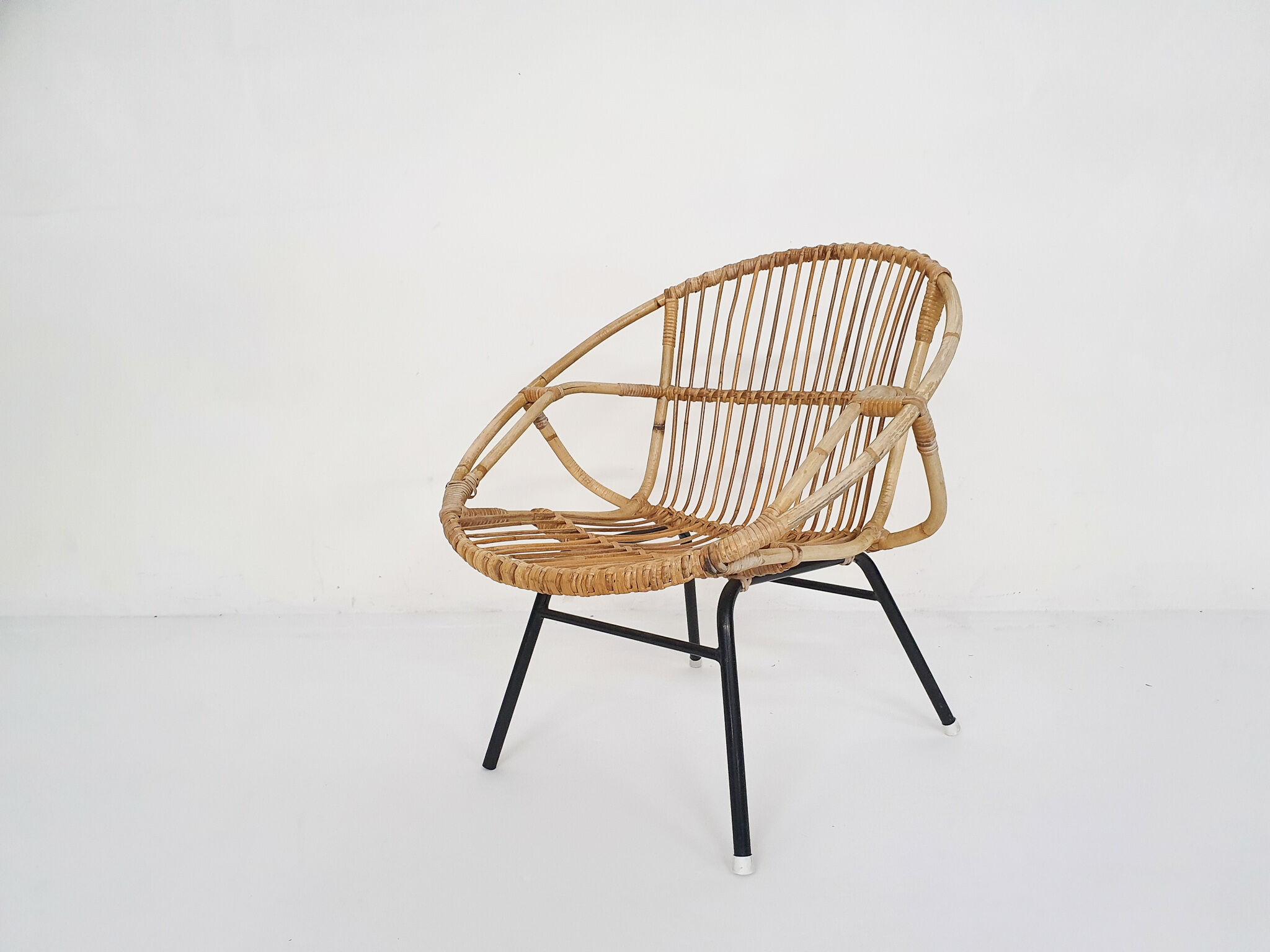 Rohe Noordwolde rattan and metal lounge chair, The Netherlands 1950's