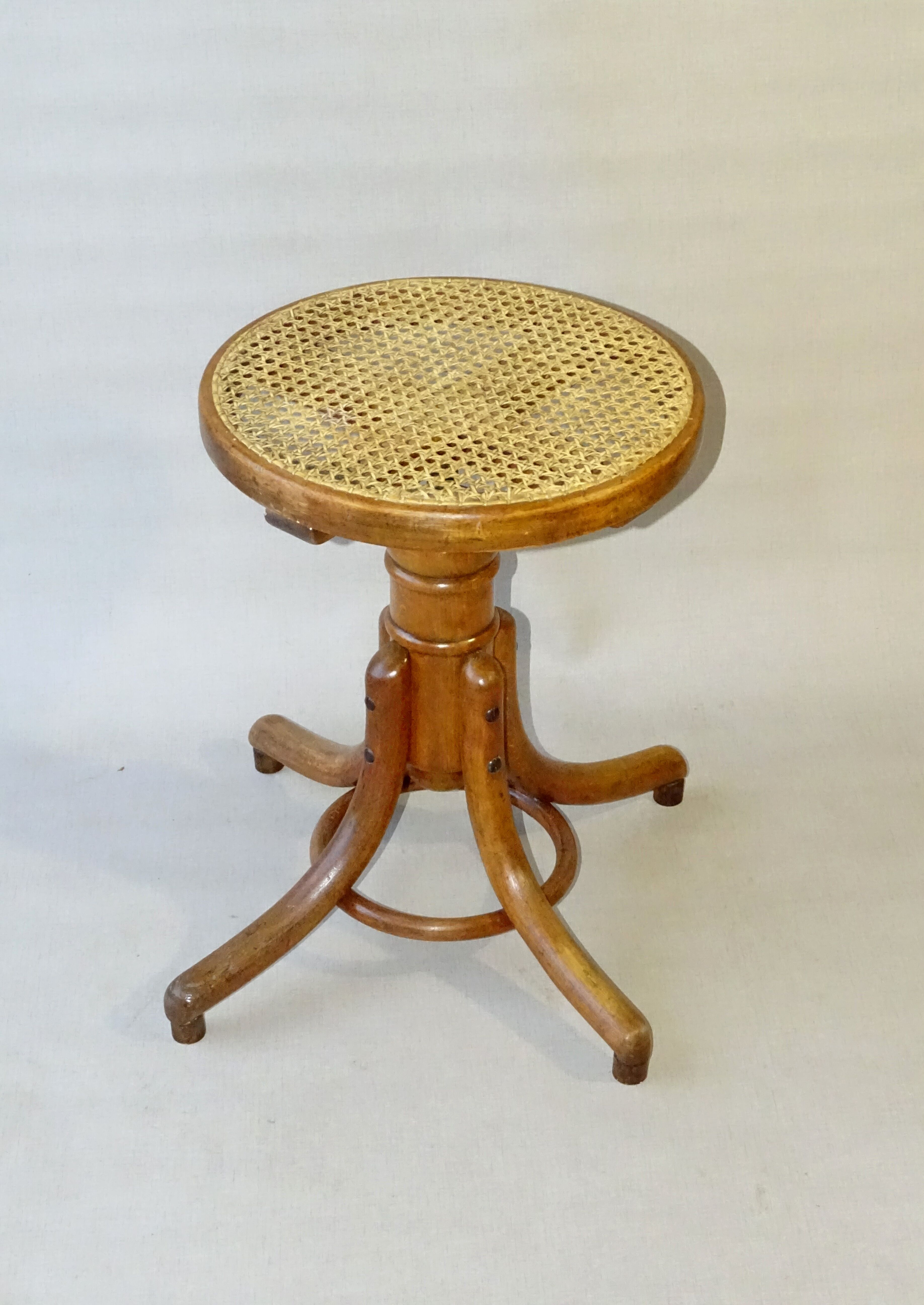 Piano stool, thonet 1900