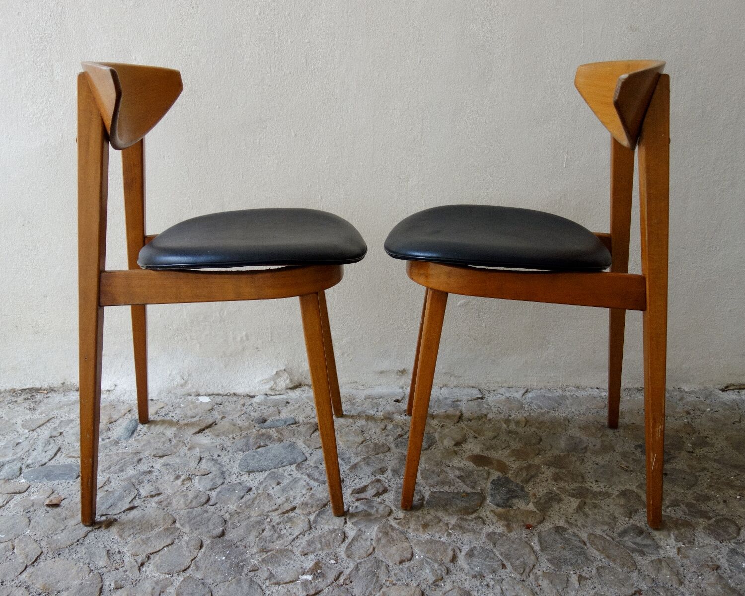 Pair of Fontania chairs, edited by Baumann, 60s