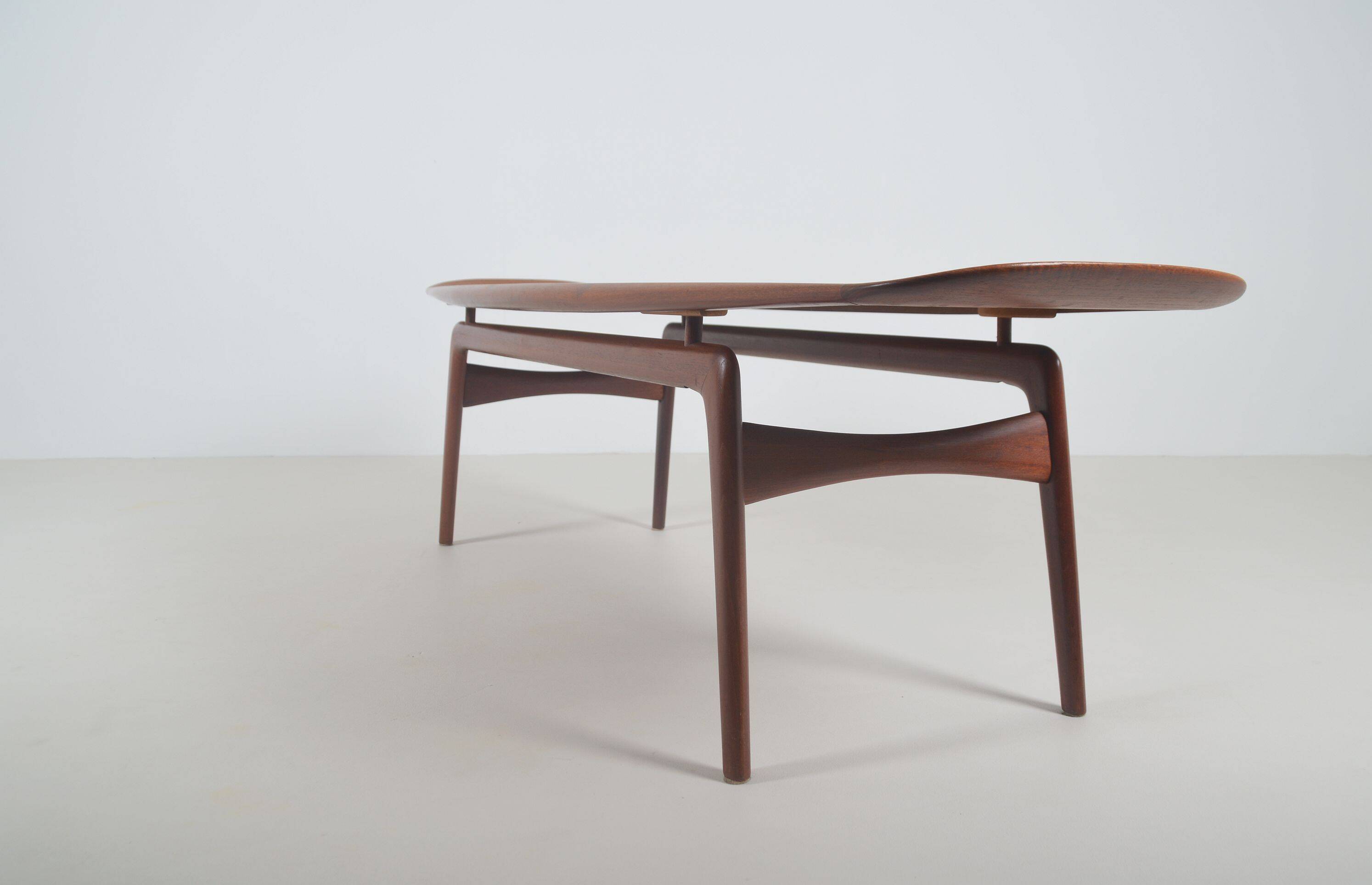 Danish 'Surfboard' coffee table by Arne Hovmand Olsen for Mogens Kold, 1950