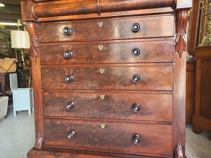English style mahogany chest of drawers with 6 drawers