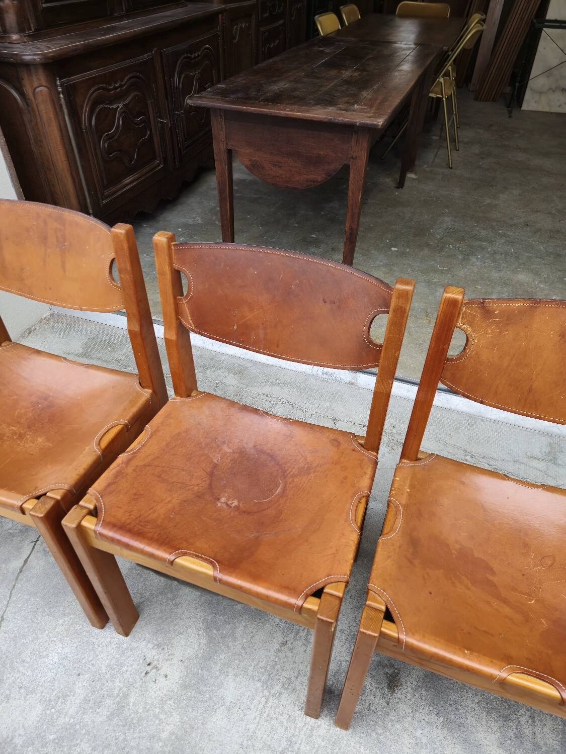 Dining room set table and 6 chairs Maison Regain in Elm