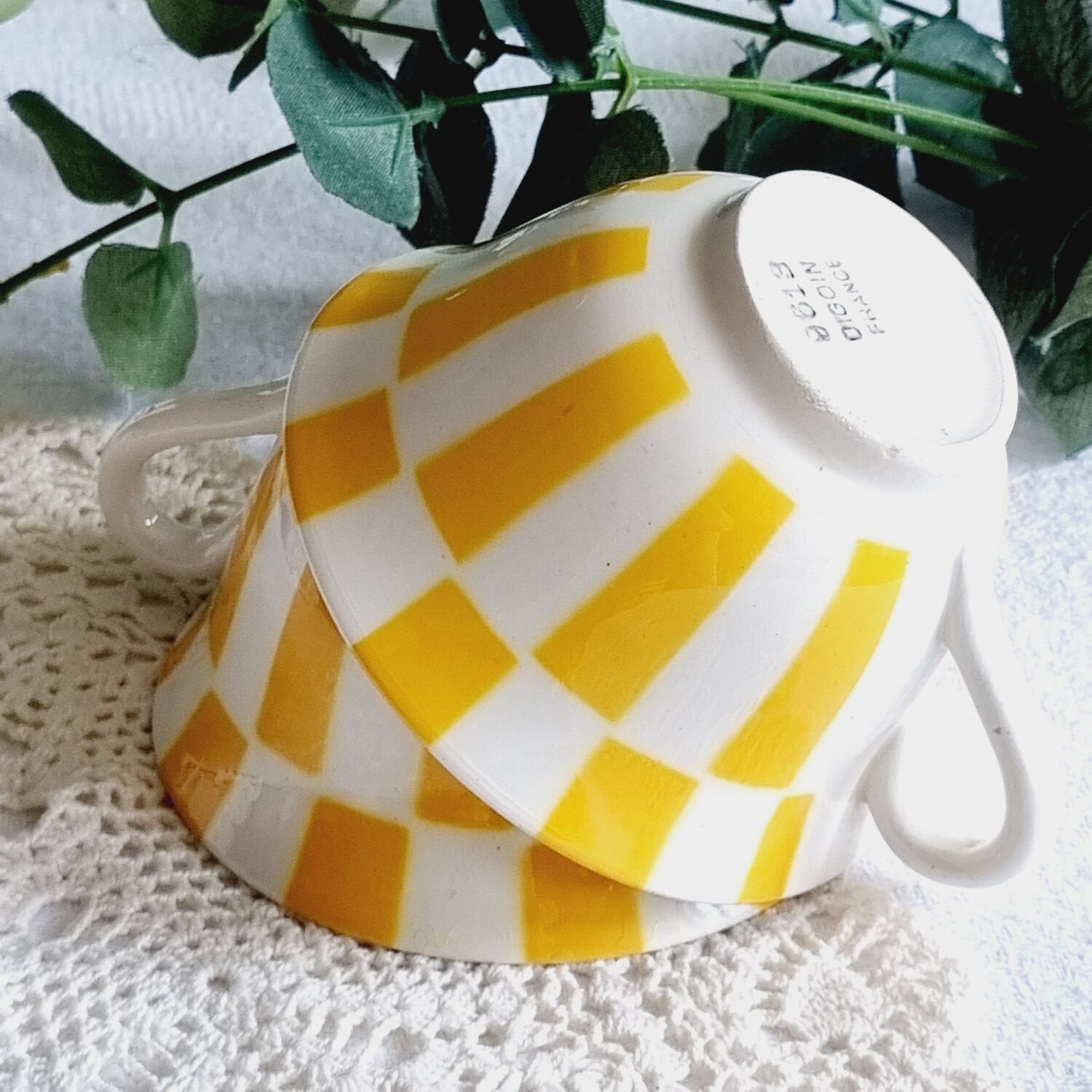 2 cups Digoin Prehat