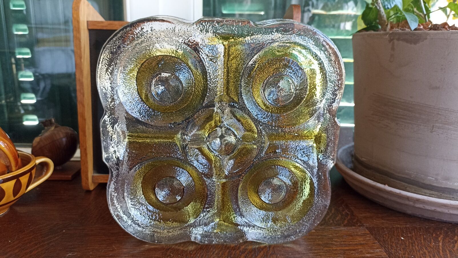 Dish with presentation compartments Walther kristallglass yellow
