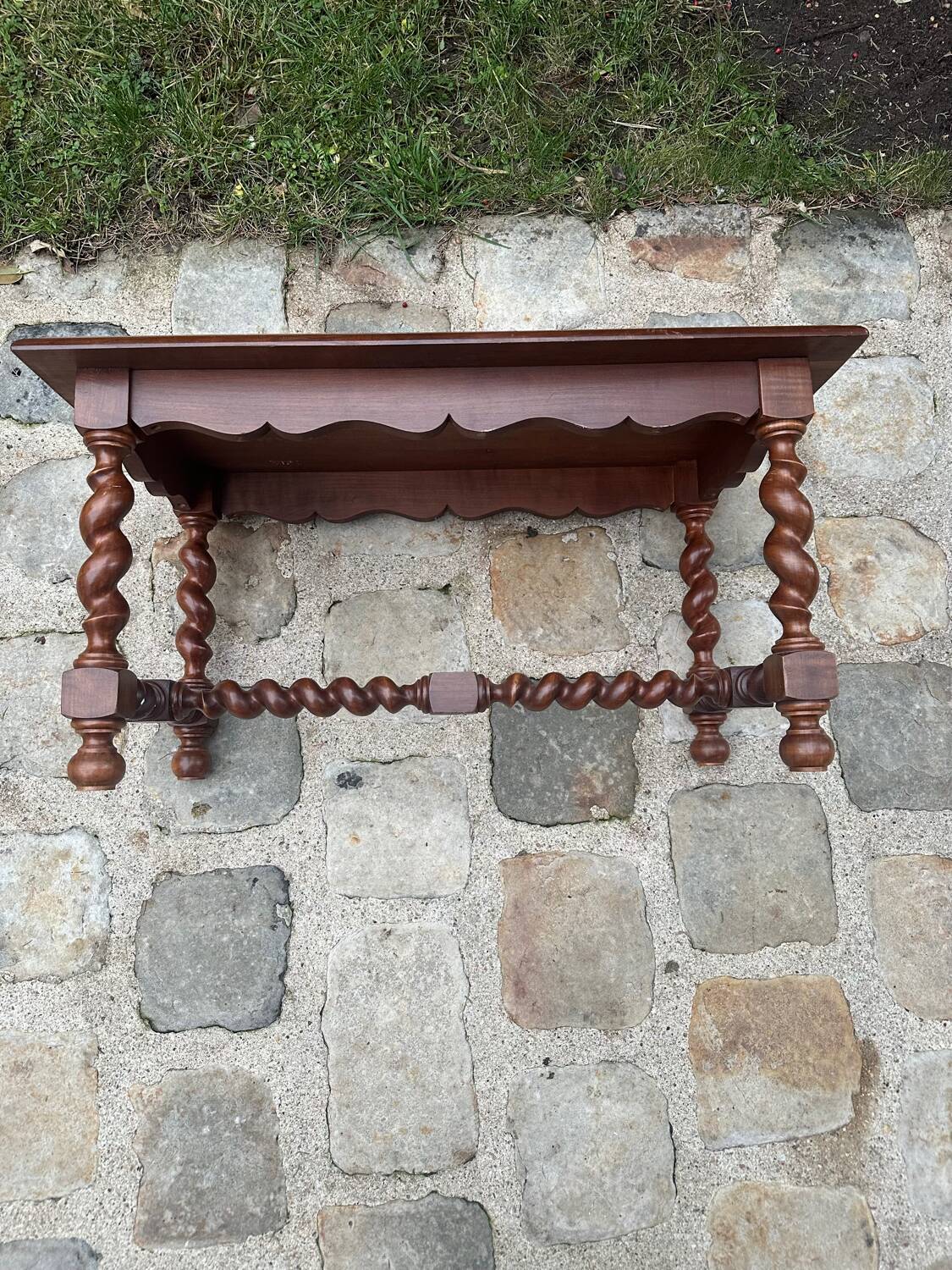 Louis XIII style coffee table