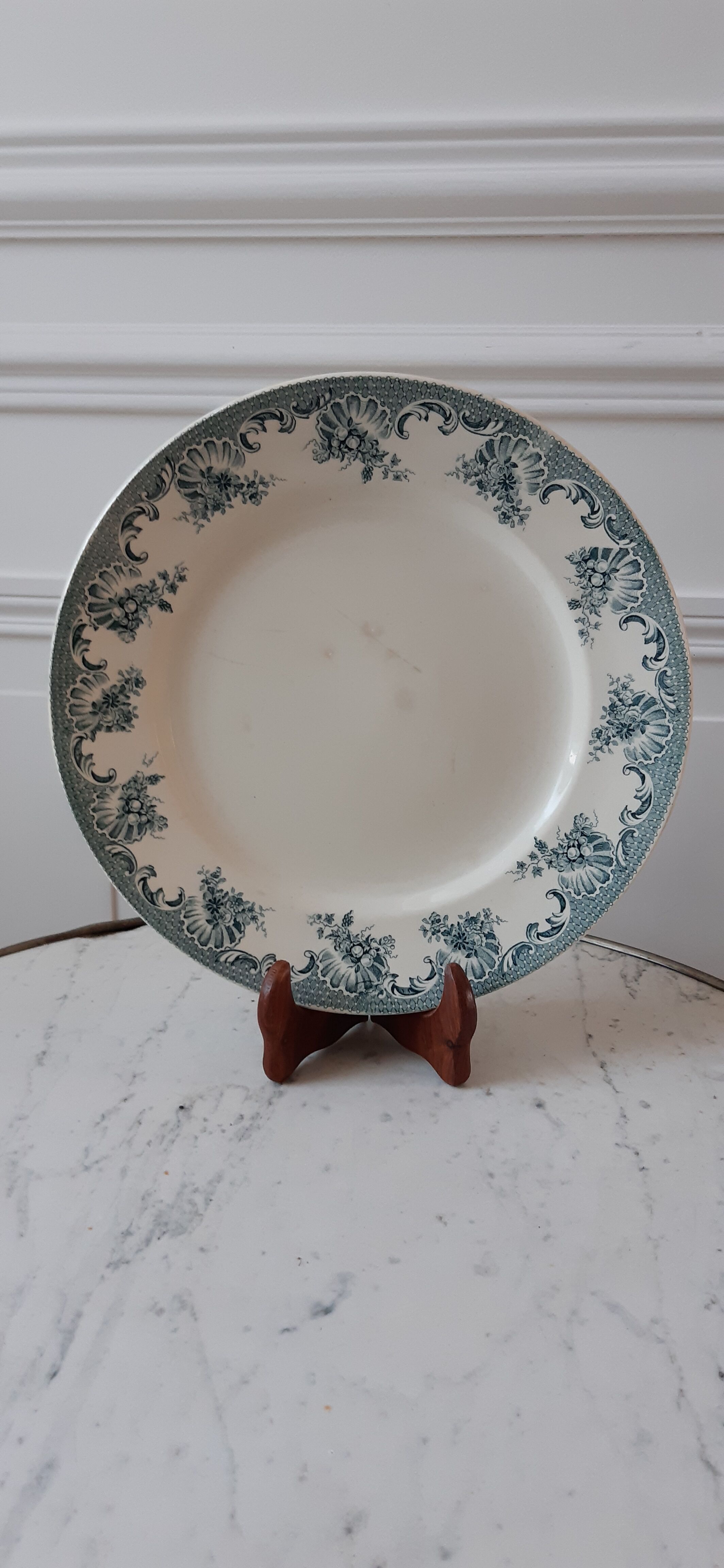 Round dish Terre de Fer Saint-Amand La Vallière XIXth