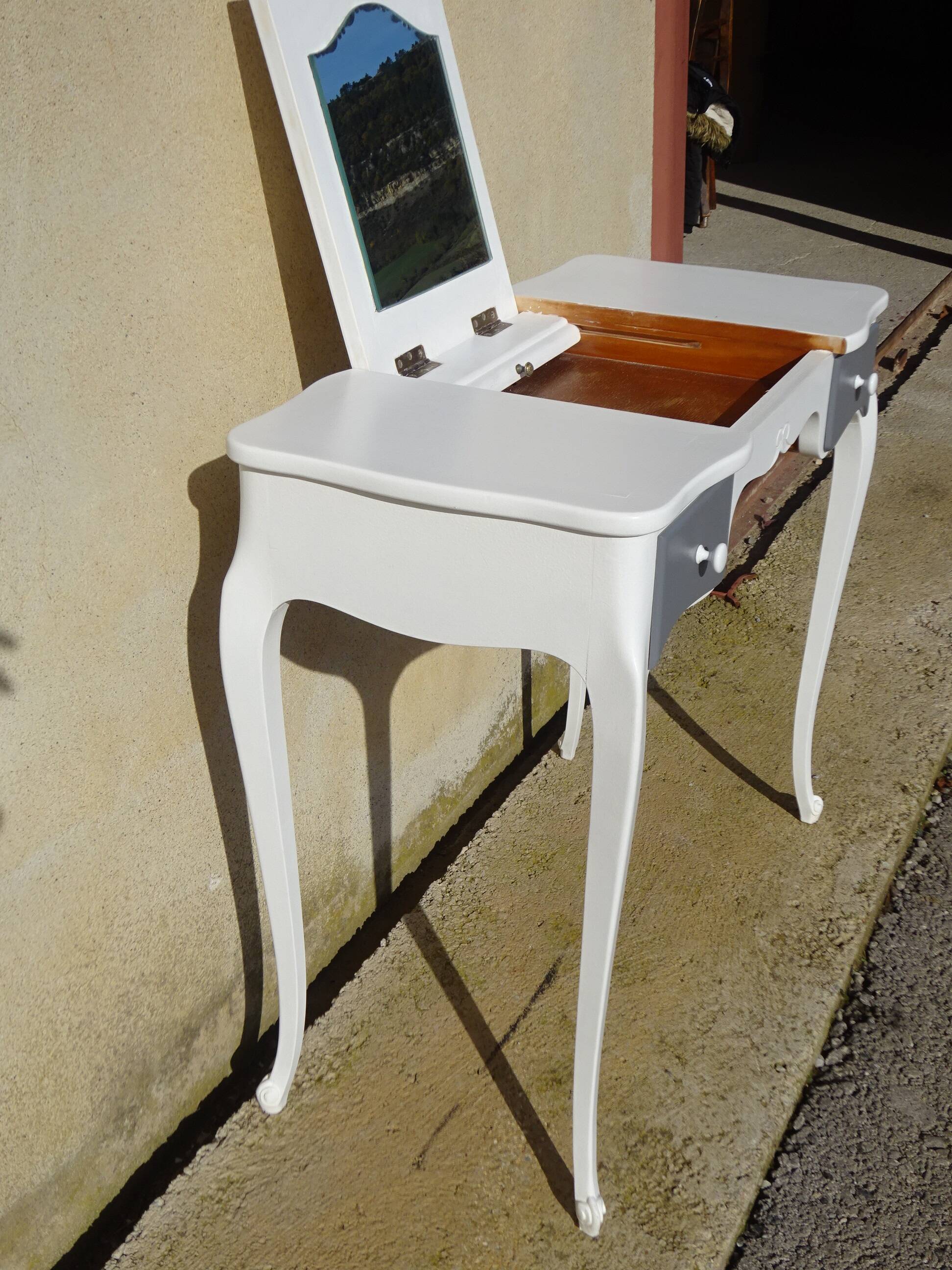 Small white and grey wooden dressing table