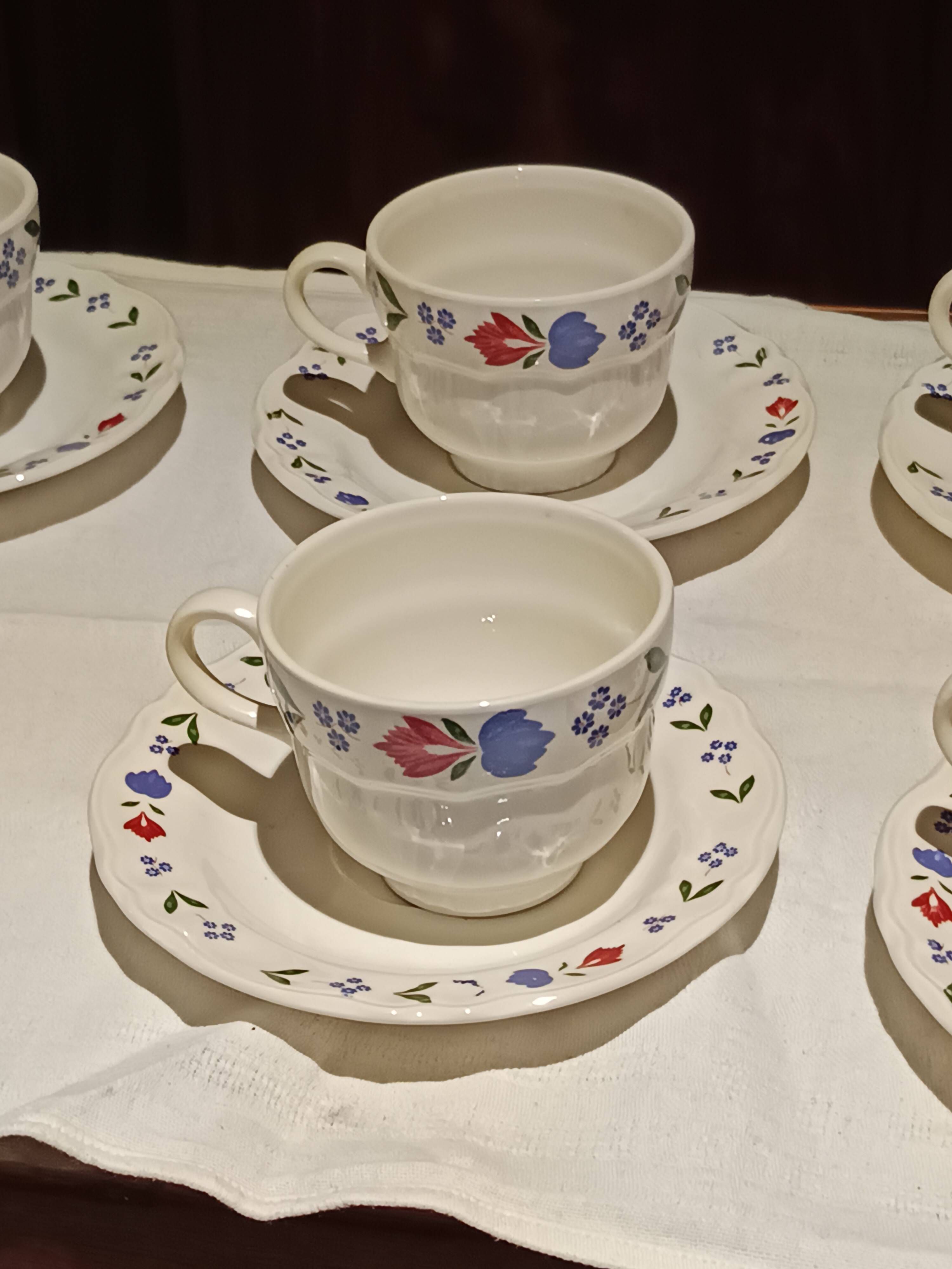 set of 6 Pagnossin ceramic tea cups and saucers from Treviso