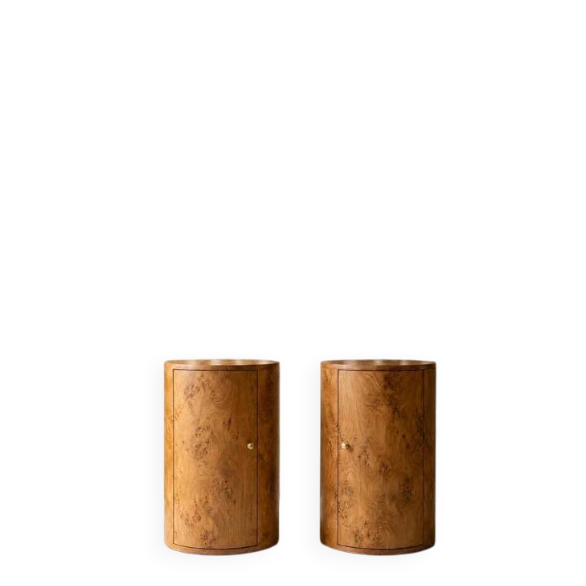 Paire de tables de nuit / tables d’appoint en loupe d’orme – Design contemporain