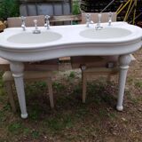 Old washbasins
