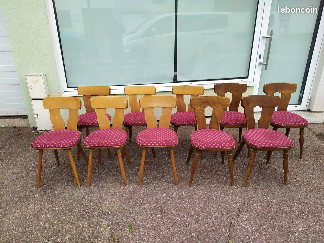 Set of 10 wooden bistro chairs with vintage cushions from the 70s/80s/90s