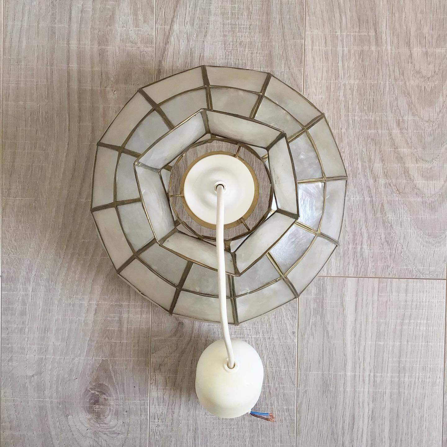 Vintage mother-of-pearl pendant light
