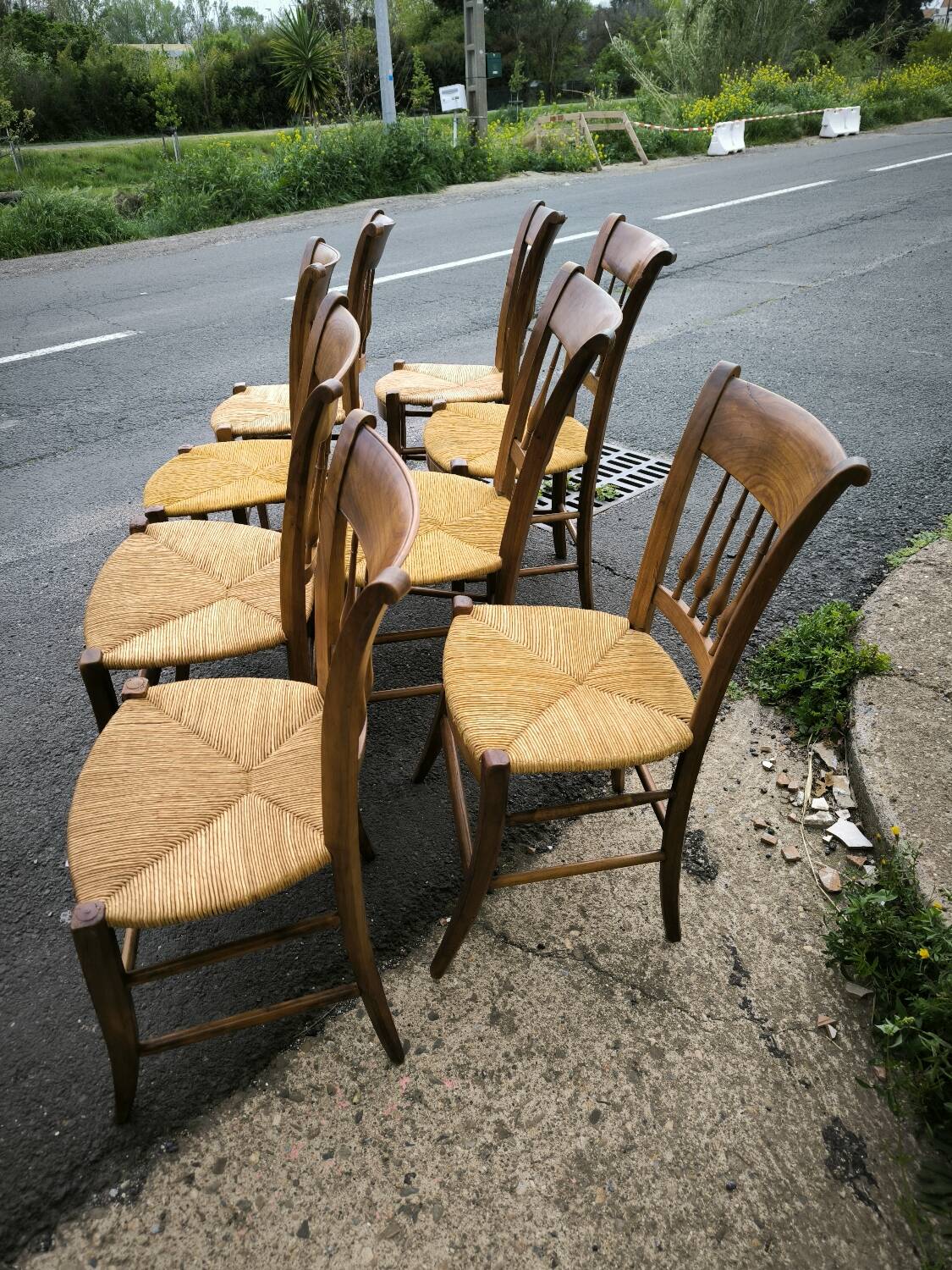 Set of 8 solid cherrywood chairs with straw seats, Directoire period