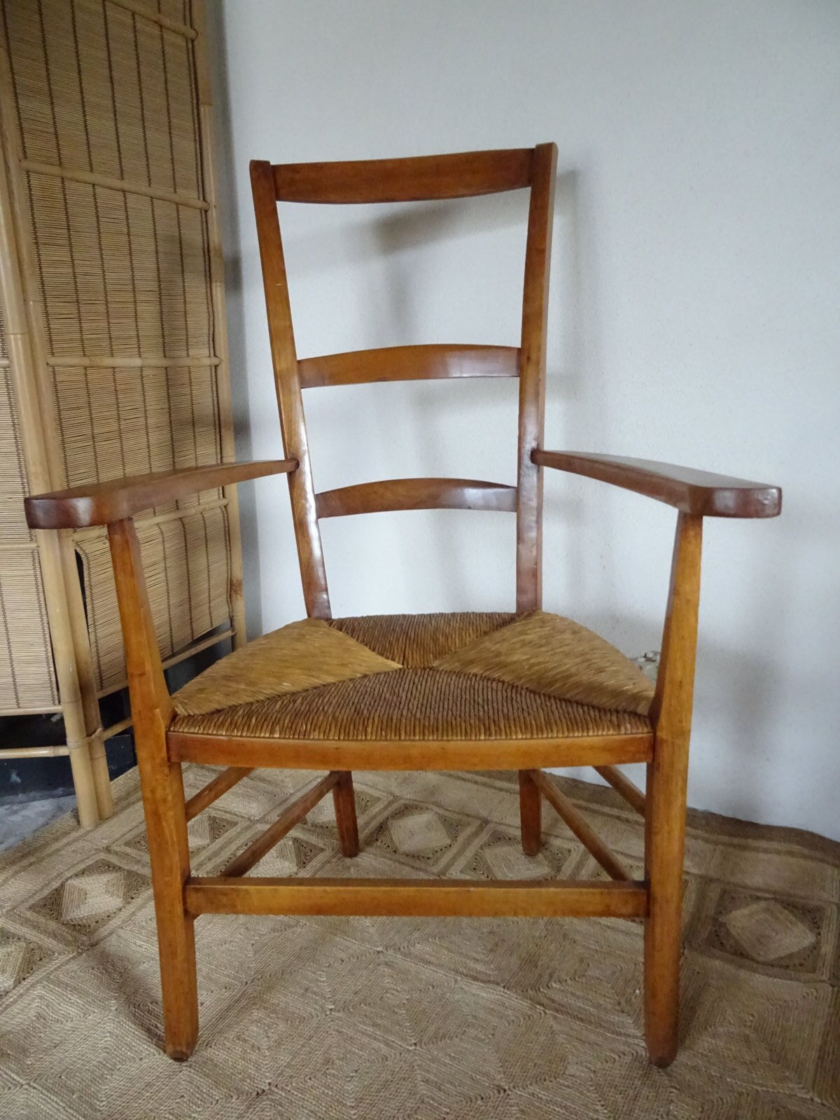 Mulched armchair high backrest