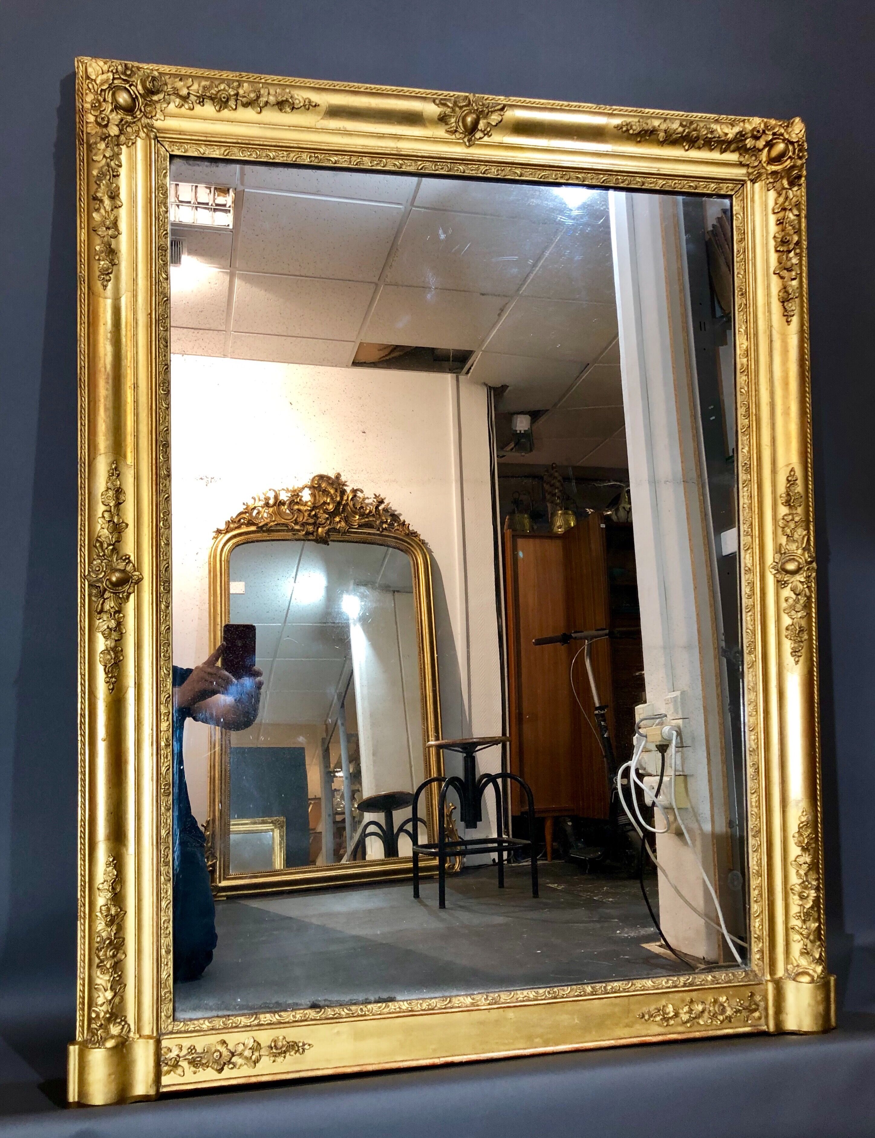Mirror 125x97 cm beginning XIX gold leaf gilding