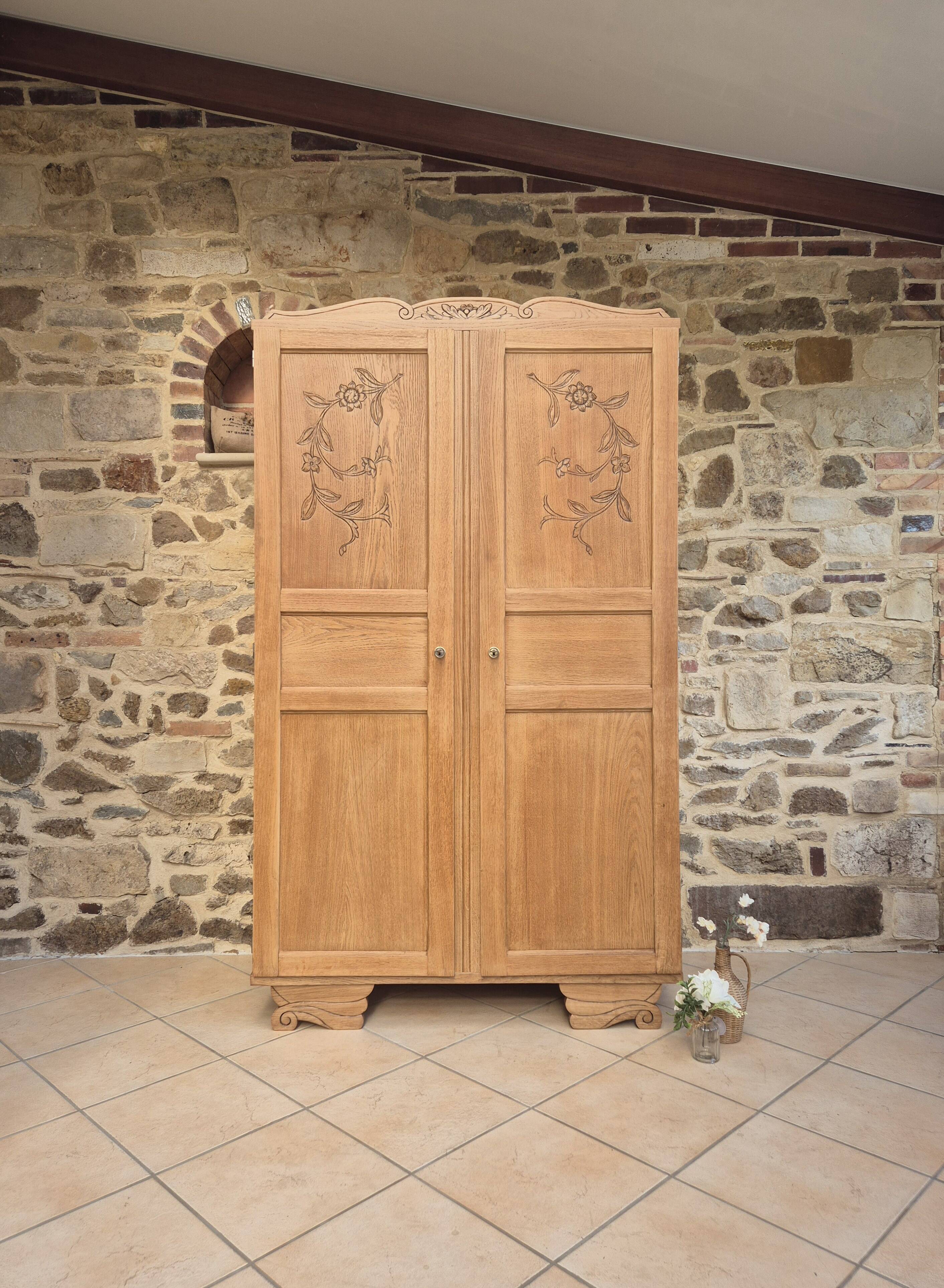 Armoire parisienne art déco