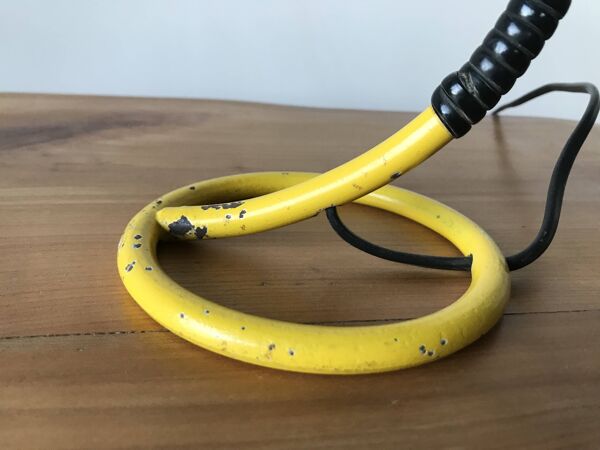 Paire de lampes de chevets jaunes années 50.