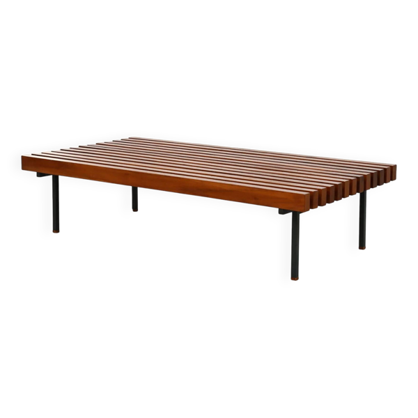 Table basse / banc en bois à lattes français, années 1960