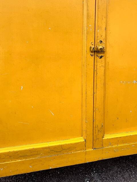 Yellow Parisian buffet