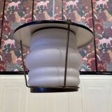 Opaline suspension in Scandinavian design from the 1950s.