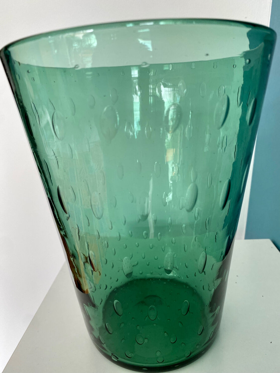 Green bubble glass vase