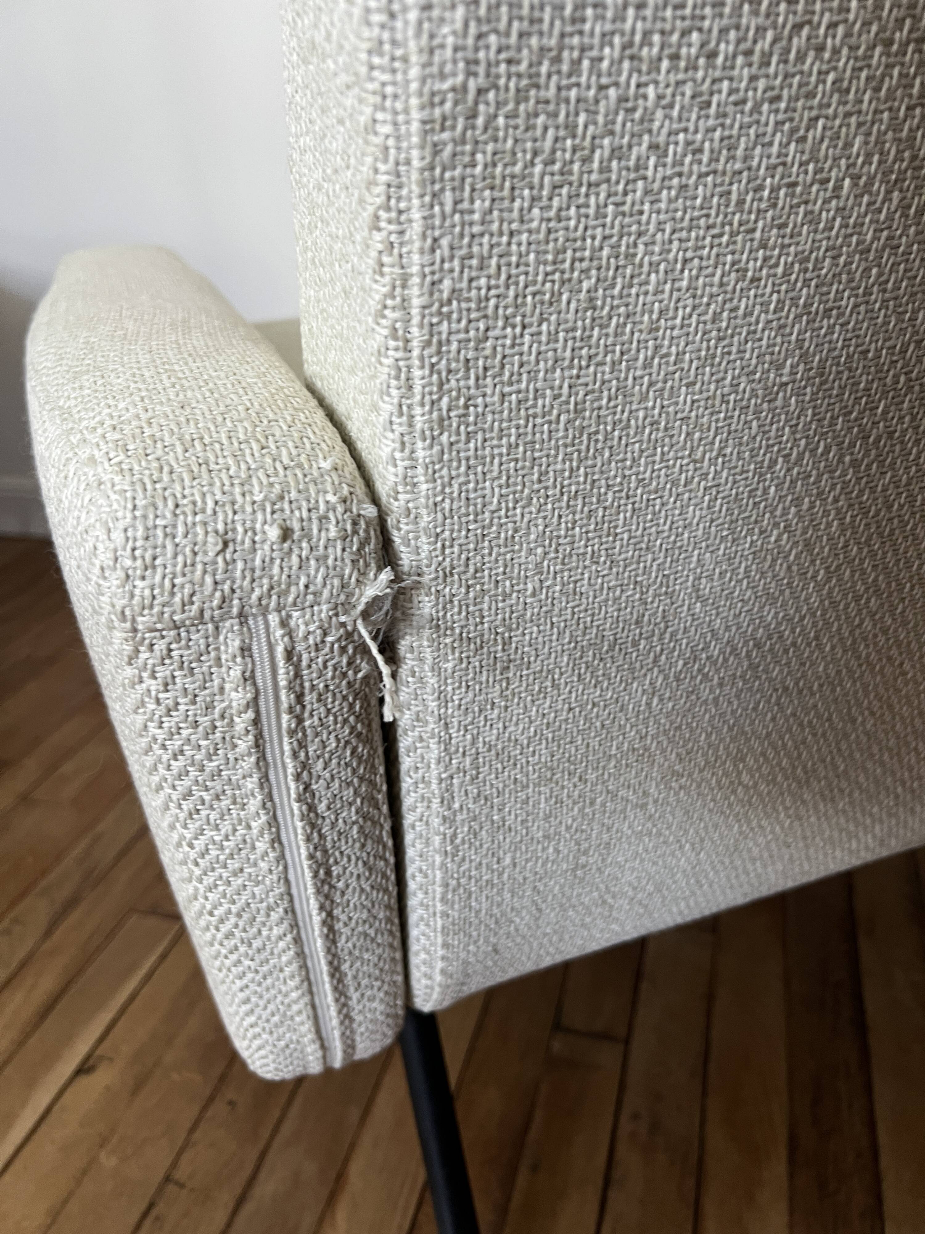 Pair of "Troïka" armchairs by Pierre Guariche, Airborne. Reupholstered 2026.