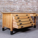 Solid wooden steel tray counter