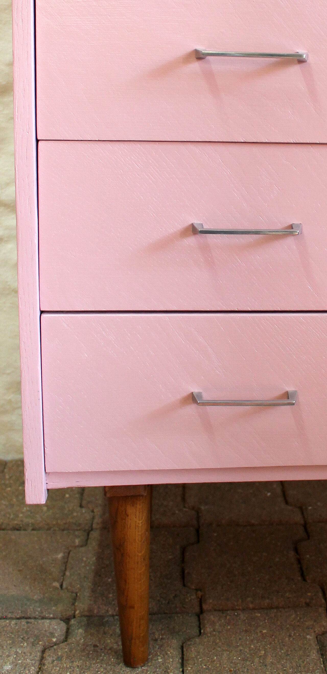 Commode vintage rose