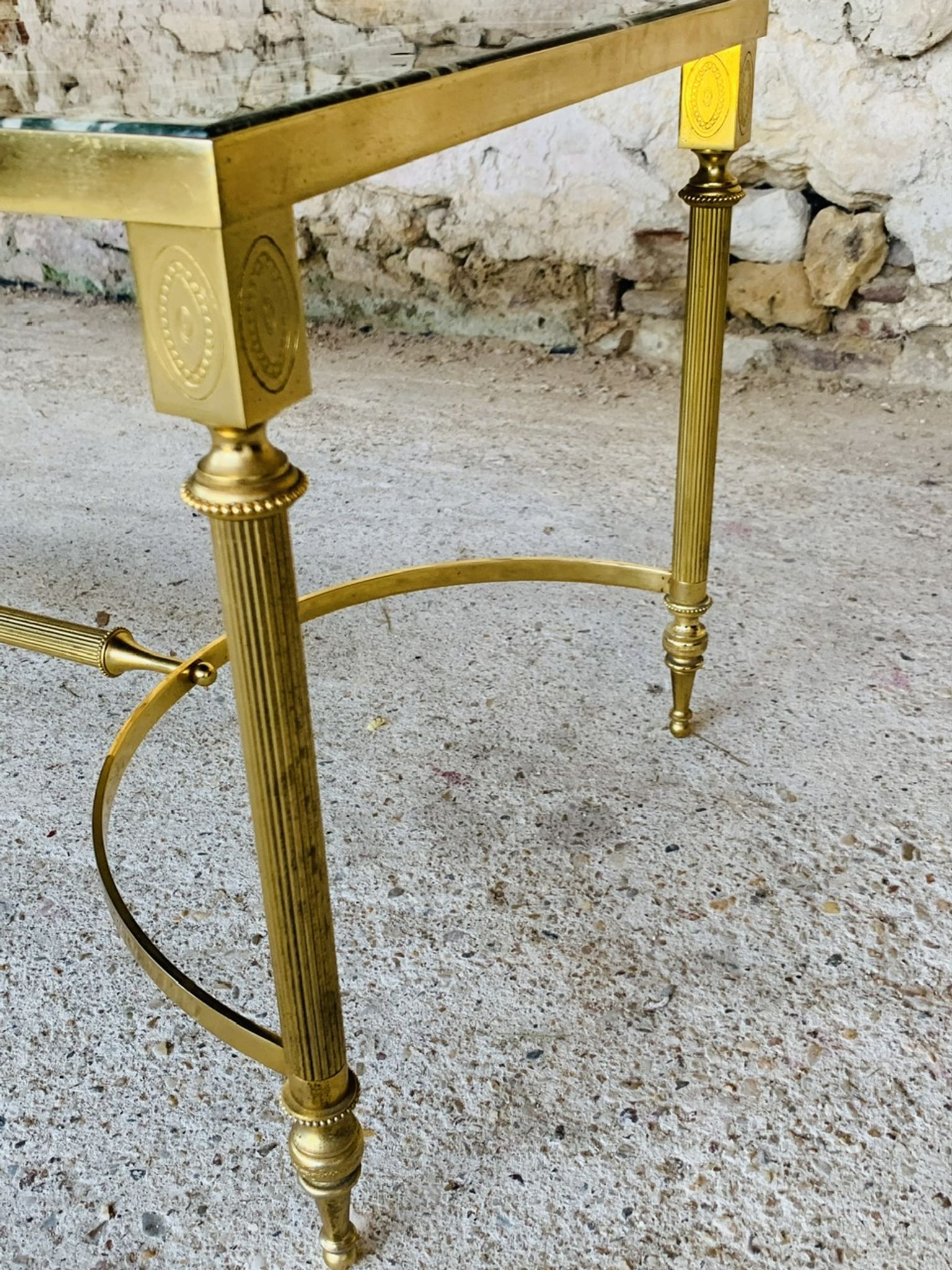 Mid-century coffee table in green marble and brass, 1960s