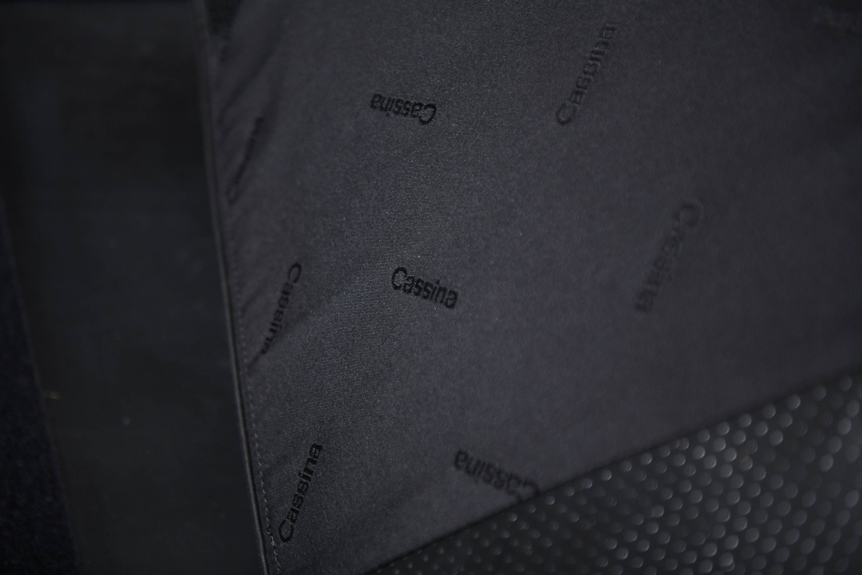 Black leather Cab 423 by Mario Bellini for Cassina