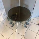 Round table with glass tray