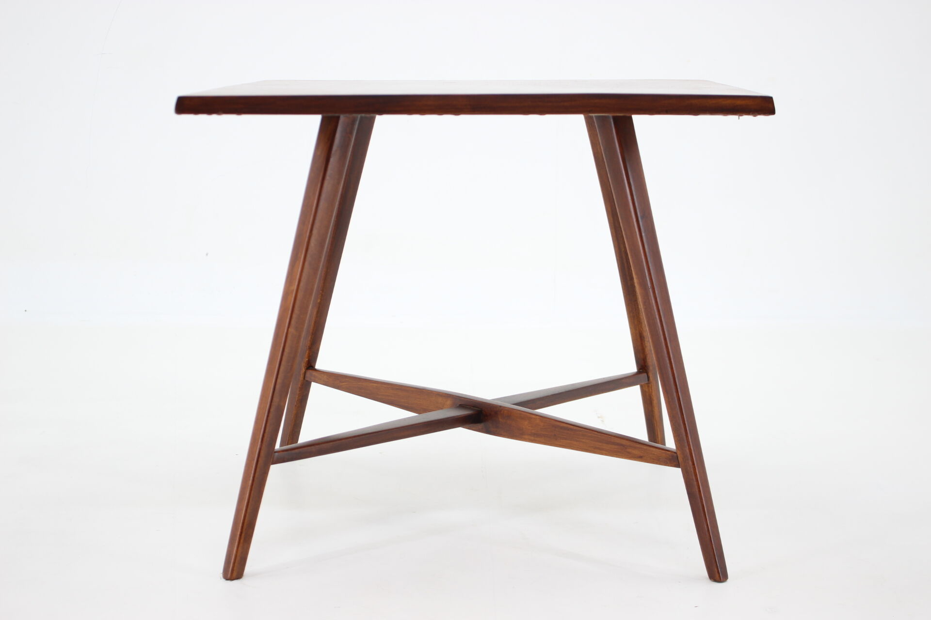 Table basse en chêne des années 1960, Tchécoslovaquie