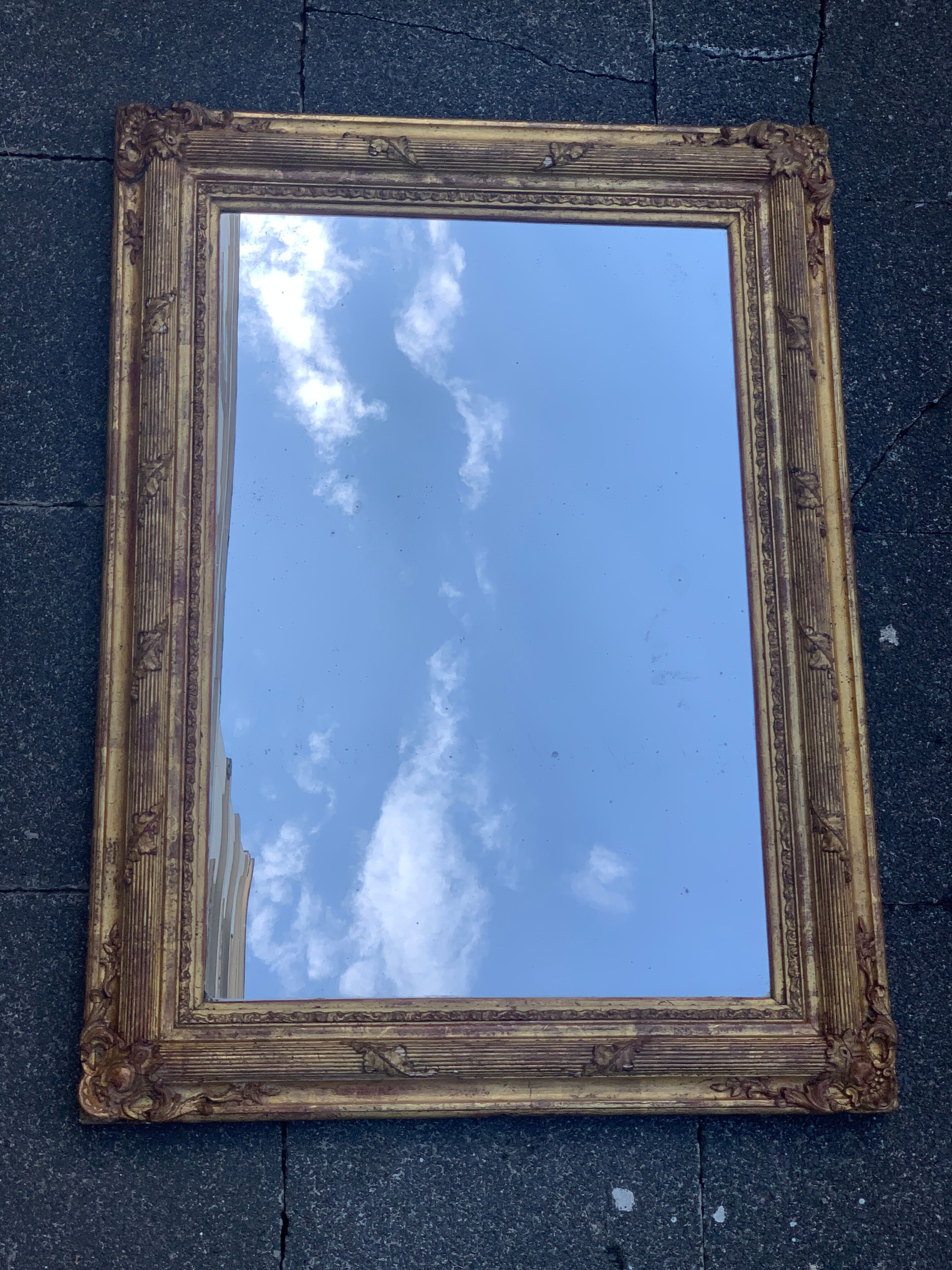 Old style mirror Restoration in gilded stucco wood, 80 x 59 cm