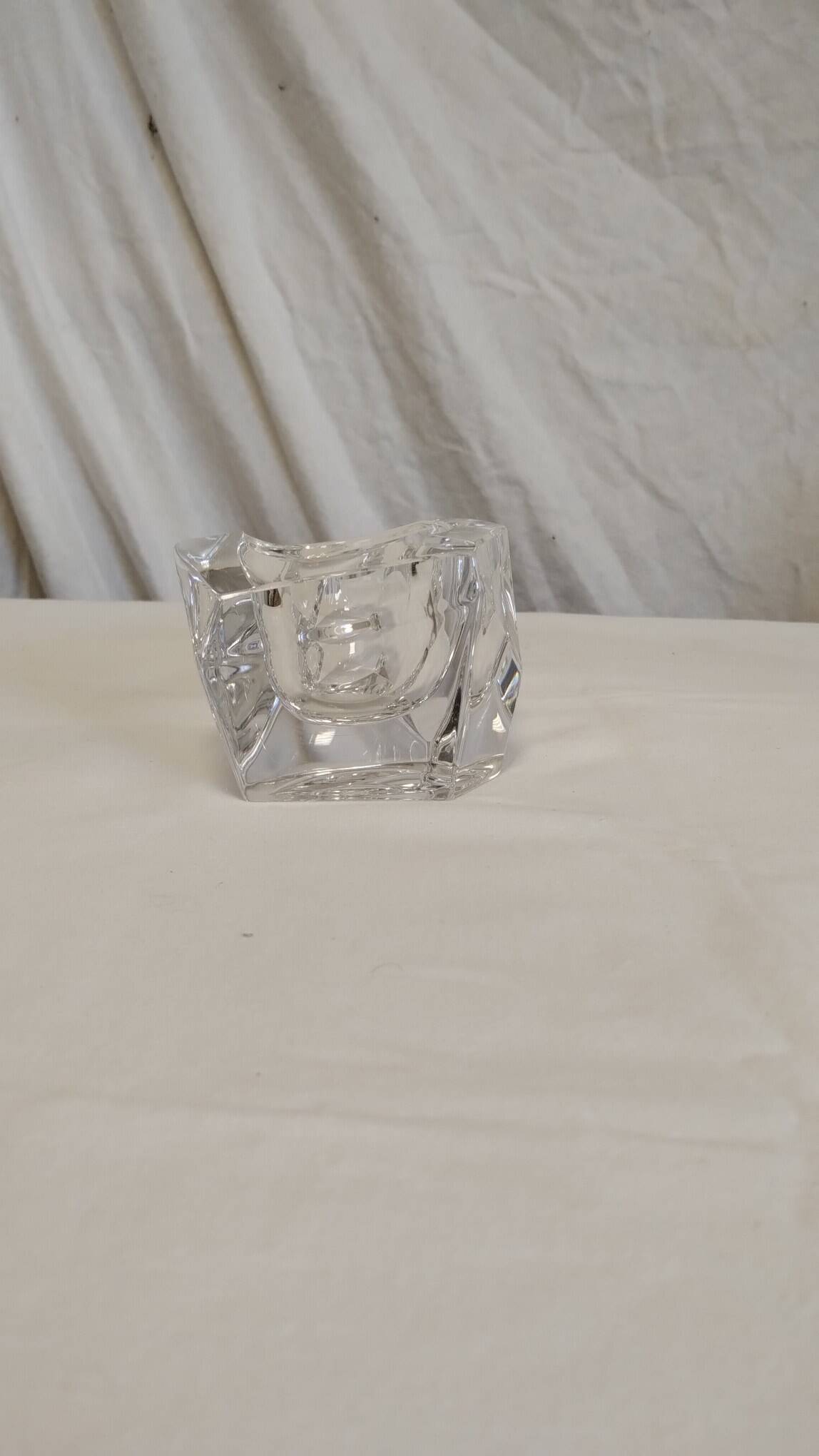 Crystal ashtray signed Daum