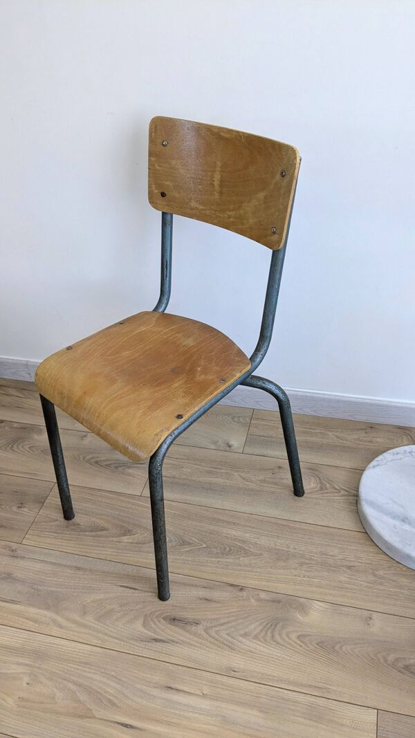 Paire de chaises d’école vintage années 50 esprit Jacques Hitier