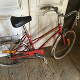Motobecane brand red vintage '60s brand vintage bike in good condition