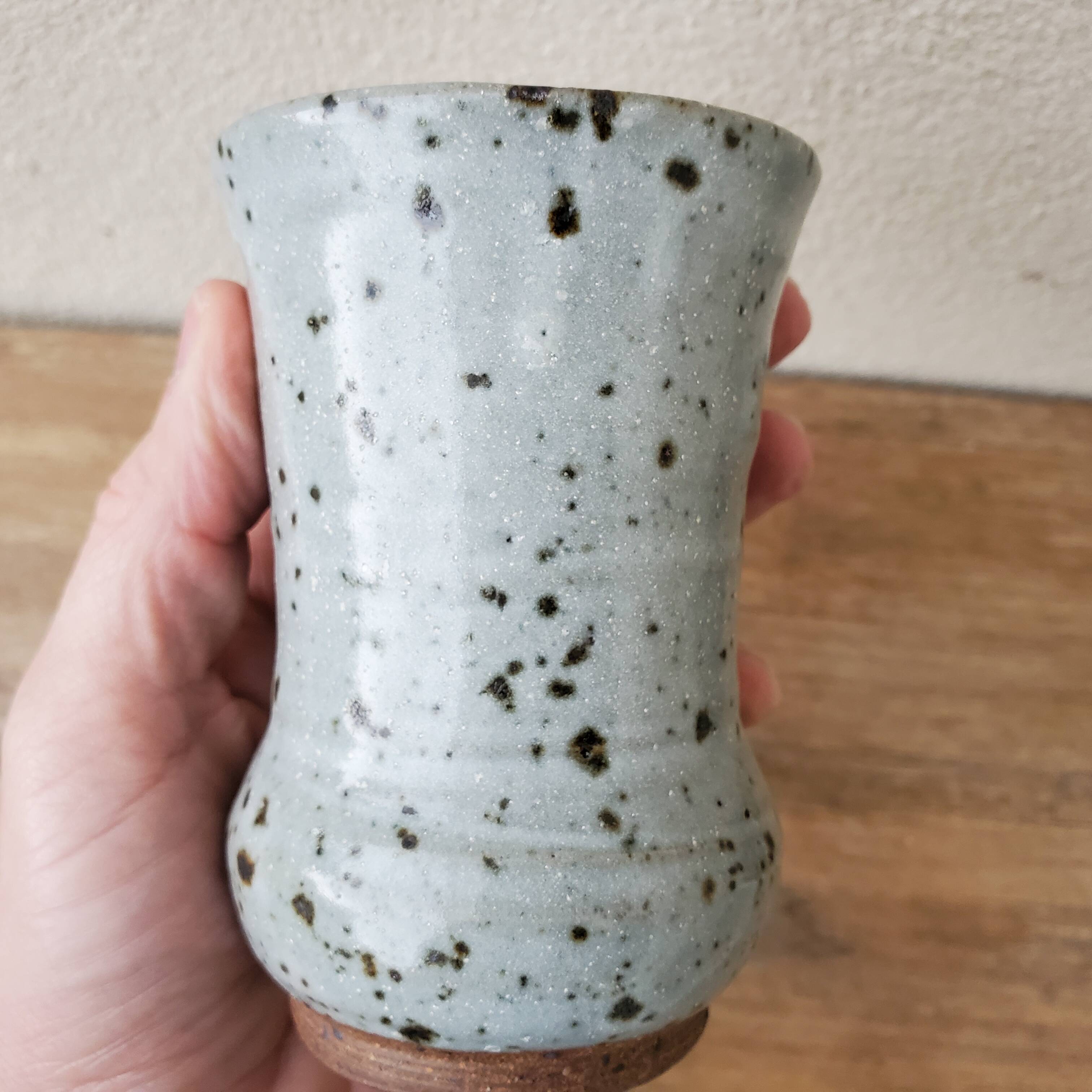 Stoneware pot vase
