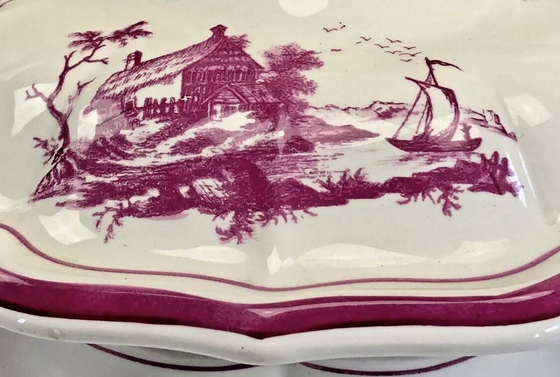 Antique large Gien vegetable soup tureen, pink landscape model, 1938/1960