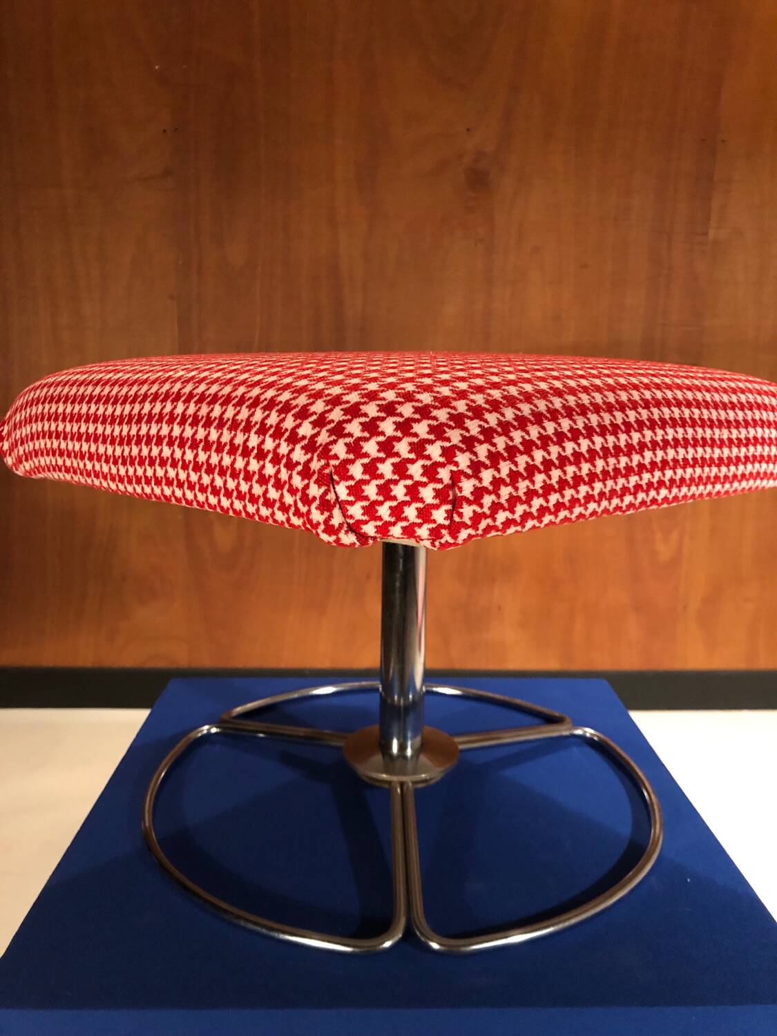 Pair of vintage 1970 footrests