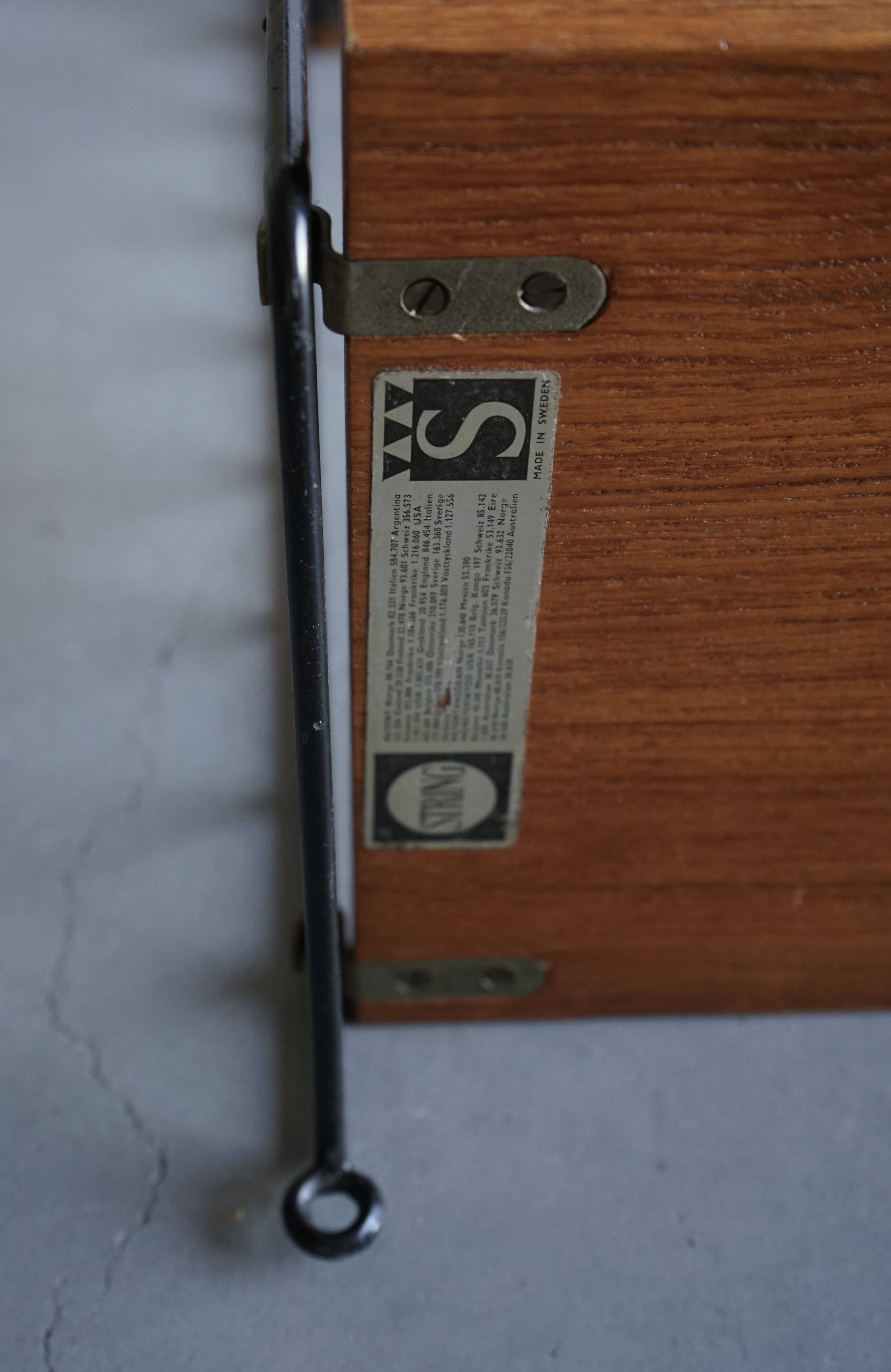 Etagère murale vintage par Nisse Strinning pour String AB, années 1960