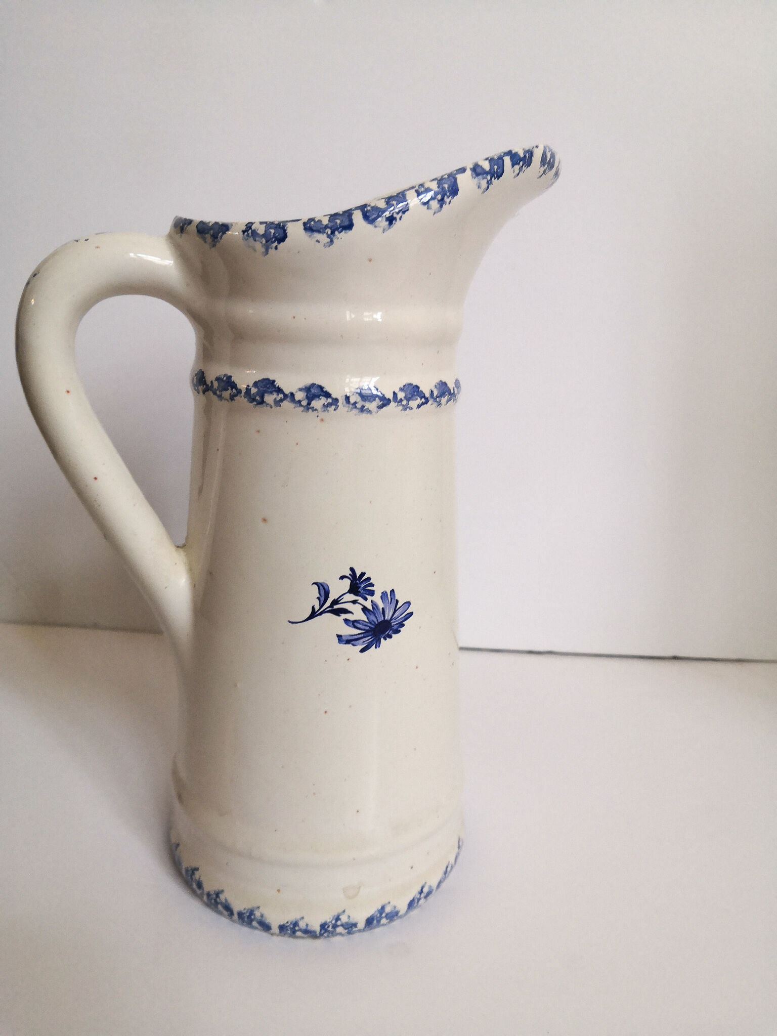 Sandstone pitcher
