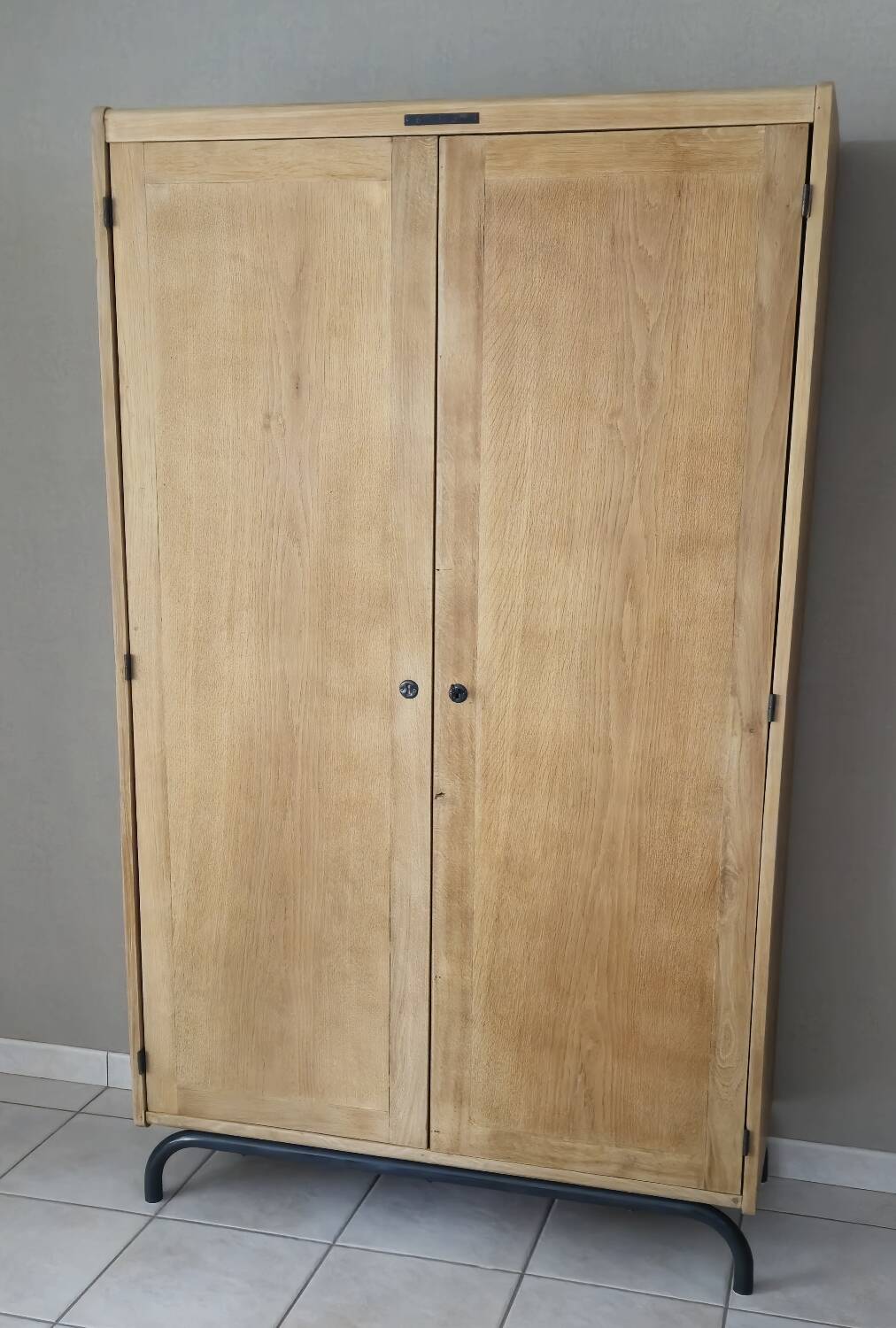 Old school cupboard from the 50s/60s