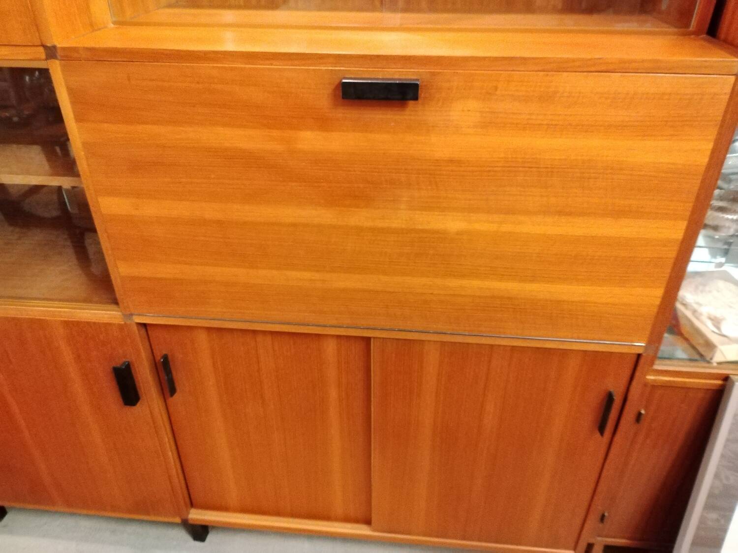 Cees Braakman secretary desk