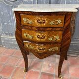 Chiffonnier sauteuse Louis XV en marqueterie