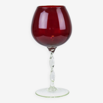 Tasse en verre de cognac en verre rouge vintage soufflée à la bouche Italie 33cm