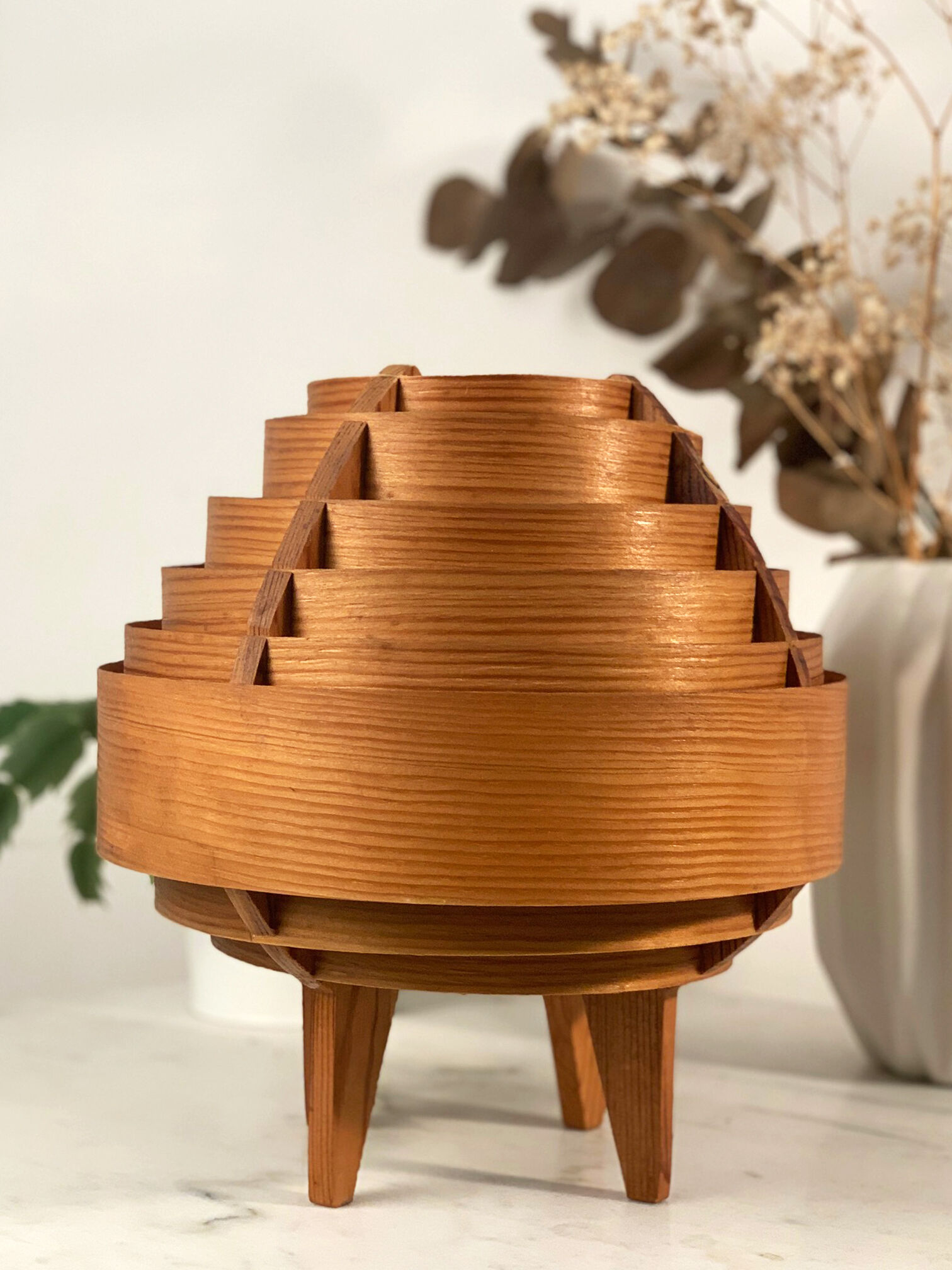 Lampe scandinave vintage en lamelles de bois
