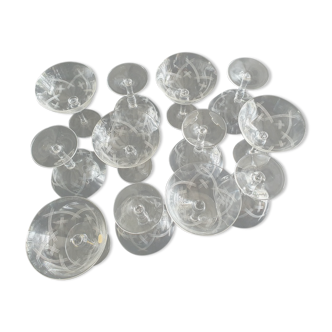 12 champagne glasses cristal Boch