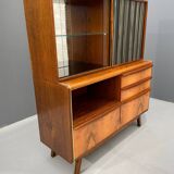 Buffet Jitona U-372/386 - design de Bohumil Landsman & Hubert Nepožitek